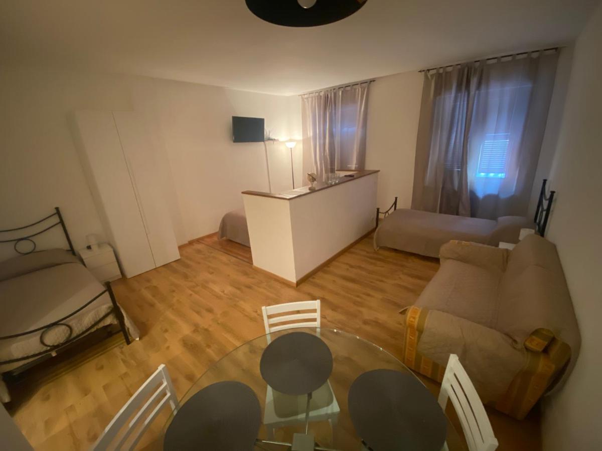 B&B Your Home Outlet 6 Serravalle Scrivia Kültér fotó
